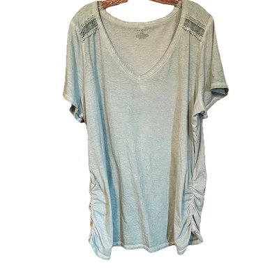 Lane Bryant T-Shirt Top Women 22/24 V-Neck Ruched Short Sleeve Pale Sage Green - Image 1 of 4