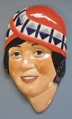 a131 Kevin Francis Clarice Cliff Wall Mask By Douglas V. Tootle 139/500 - Image 1 of 2
