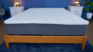 Emma - Hybrid Comfort - Queen Mattress - [Retail: $1,319.00] - Picture 1 of 5
