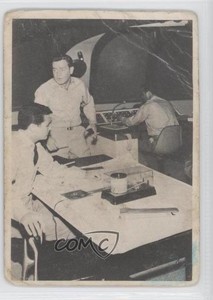 1964 Donruss Voyage to the Bottom of the Sea Lee Crane Working Parties #49 0s4