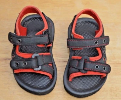 Черные и красные детские сандалии размер 3 - Изображение 1 из 3