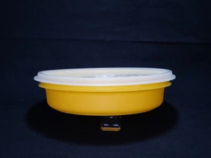 Tupperware 1206-16 Harvest Gold Seal And Serve Bowl with 1954 Lid 281-1 Vintage - Picture 1 of 6