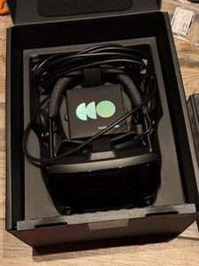 Valve Index Headset HMD Only – with Box & Cables, Tested Working - Picture 1 of 4