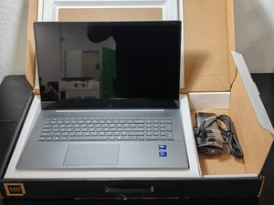 HP Envy 17 17T-CW100 Laptop PC 17,3" UHD 4K i7 U7 155H 32GB SSD 2TB SSD BLK W11 - Bild 1 von 8