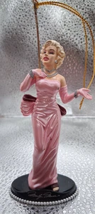 Trevco 2003 Holiday Ornament - Marilyn Monroe in abito rosa - Foto 1 di 6