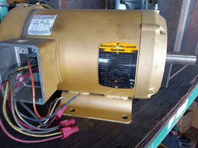 Baldor Electric Motor EM3607T,  1.5HP, 1165RPM, 3PH, 60HZ, 182T, 3632M, TEFC, F - Image 1 of 3