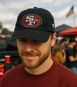 Cappello San Francisco 49ers NFL Pro Line taglia unica cinturino regolabile - Foto 1 di 11