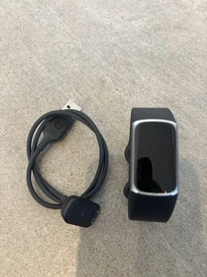 Fitbit Charge 5 Aktivitätstracker - Schwarz/Edelstahl Graphit - Bild 1 von 4