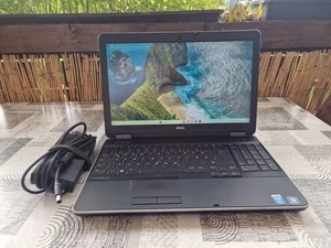Dell E6540 i5 2,7GHz 16GB 500GB SSD AMD HD 8790M Win11 kleine Delle im Deckel - Afbeelding 1 van 7