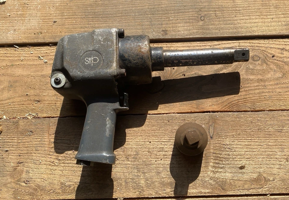 SIP 1” Inch Drive Air Impact Commercial Wrench & HD 1” To 3/4” Adapter/Reducer - Image 1 of 4