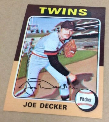 1975 TOPPS MINI Card #102 JOE DECKER NM-MT Condition - Image 1 of 2