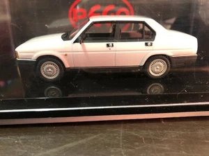 Alfa Romeo 90 Super 2.5 white - PEGO 1:43 - Picture 1 of 5