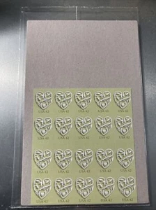 US #4271a Love Heart 42 Cents Booklet of 20 Mint NH - Picture 1 of 1