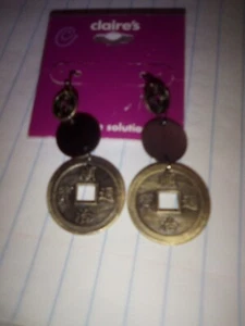Claire Dangle Earrings - Picture 1 of 2