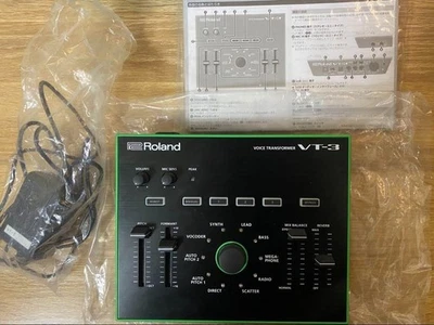 Roland AIRA VT-3 Voice Transformer Effects Processor Adapter - Image 1 of 4