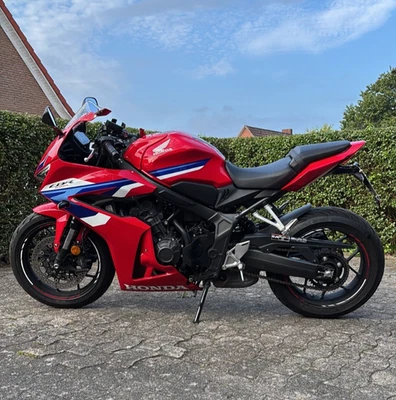 Honda CBR650R 2024 – 1. Hand, scheckheftgepflegt, unfallfrei - Bild 1 von 4