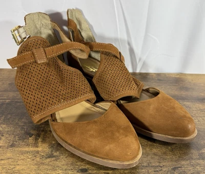 Sandalias perforadas House Of Harlow 1960 marrón recortadas talla 38 EE. UU. talla 7-7,5 Foto 1 de 4