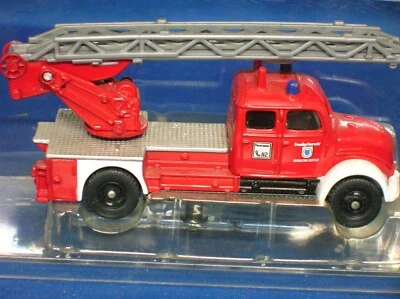 Corgi CS90064 Magirus Deuts Deutz - Feuerwehr Seefeld,world protector series #1 - Image 1 of 4