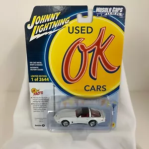 Johnny Lightning Muscle Cars USA VER. A 1982 Chevy Corvette WHITE JLMC032 - Picture 1 of 3
