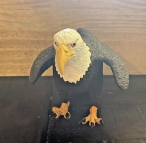 Bald Eagle Figure Incredible Creatures Collection Safari Ltd 6 in high plastic - Picture 1 of 4
