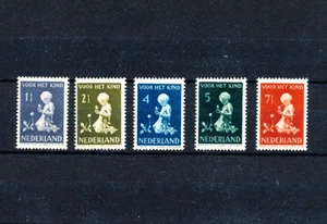 B06  Netherlands compl set    CHILD    CHARITY     1940   Very Fine MNH - Picture 1 of 1