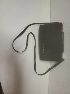 Macchina fotografica terrestre Polaroid vintage modello 100 con cinturino e custodia originali non testata - Foto 1 di 8