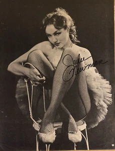 PÁGINA REVISTA FIRMADA LEYENDA DE LA PELÍCULA SHELLY WINTERS BATMAN CATWOMAN LIL' ABNER ¡LO ÚLTIMO! - Imagen 1 de 1