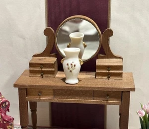 OOAK Artisan Porcelain Floral Urn Vase Artisan Dollhouse Miniature 1:12. 1” Gold - Picture 1 of 8