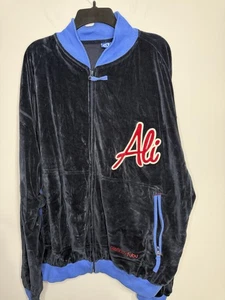 Chaqueta De Colección FUBU Platino Muhammad Ali Para Hombre XL Cremallera Completa Terciopelo - Imagen 1 de 5
