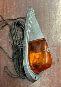 Truck Cab Light Clearance Marker Vintage Original Yankee 77 SAE-P-66 4070 - Picture 1 of 5