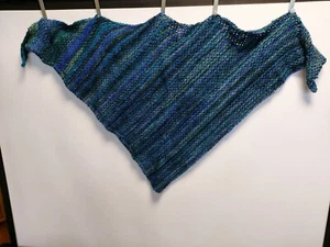 Dreieckstuch inegal, 160x130x120cm, 50%Wolle, 50% Polyacryl, handgestrickt, Lang - Bild 1 von 5