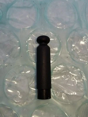 01-07 CARAVAN TOWN & COUNTRY Cerradura de puerta Perilla de tracción 04894110 OEM TORNILLO CERRADURA PUNTA Foto 1 de 2