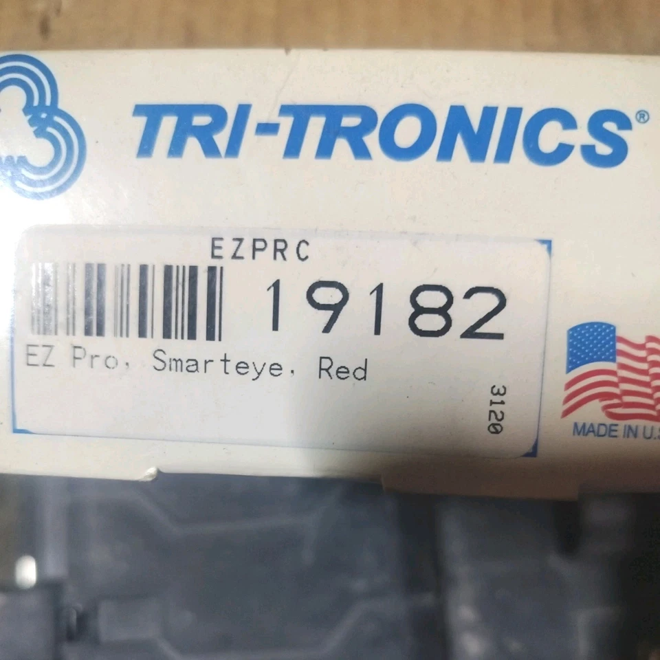 Tri-Tronics EZPRC 19182 EZ PRO,  smarteye, Red **NEW IN BOX** - Image 1 of 1
