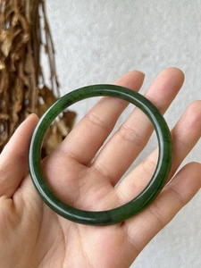 Brazalete delgado de jade hetiano verde 58 cm | 碧玉叮当镯 - Imagen 1 de 6