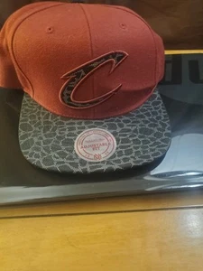 Mitchell & Ness Cleveland Cavaliers Cavs NBA Snapback Hat - New with tag - Picture 1 of 14