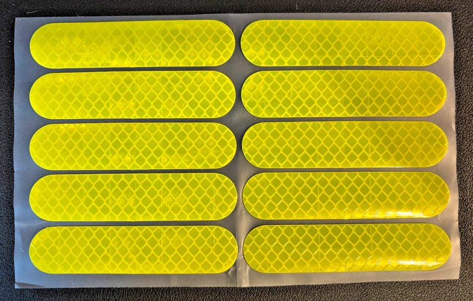 Adesivi Catarifrangenti Gialli per Moto Auto Bici - 10 pezzi 80x18mm - Immagine 1 di 1