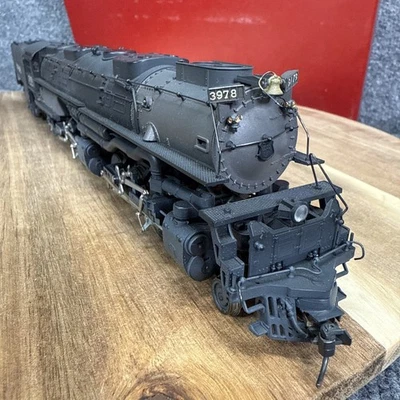 Rivarossi HO Union Pacific UP #3978 4-6-6-4 Challenger Steam Locomotive & Tender - Image 1 of 4