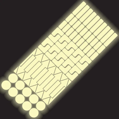 Kit esencial de calcomanías/pegatinas de vinilo que brillan en la oscuridad para autocaravana, auto y tienda de campaña Foto 1 de 4