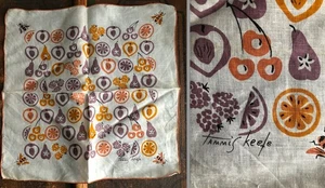 Vintage 60er TAMMIS KEEFE BAUMWOLLE TASCHENTUCH SCHAL WEISS OBSTSCHEIBEN LILA ORANGE - Bild 1 von 5