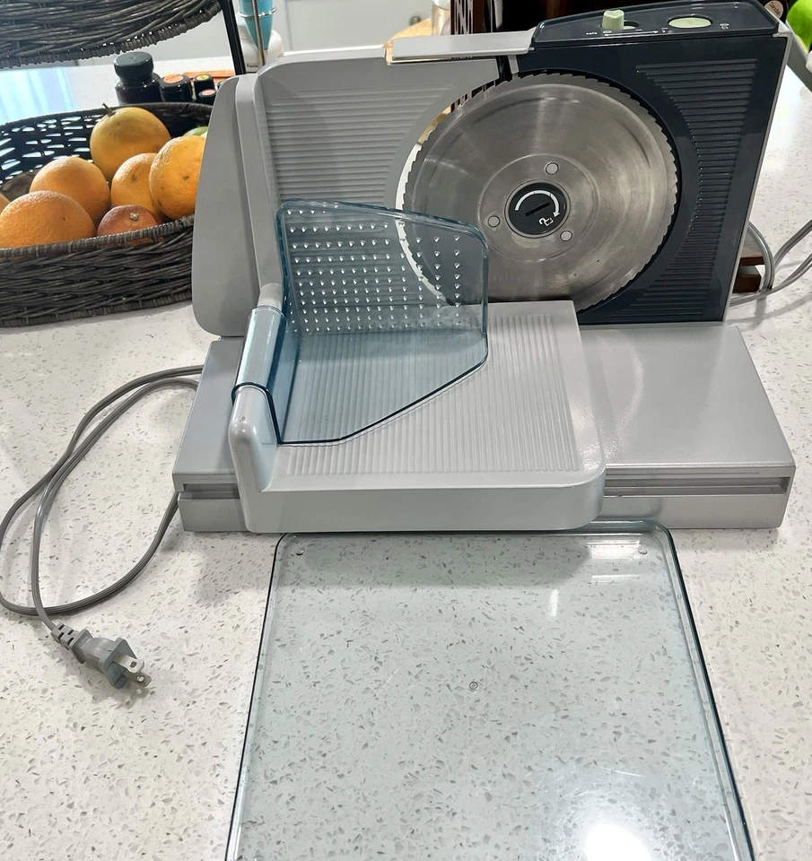 KRUPS 电动食品/肉类切片机 372,不锈钢刀片 二手 工作良好 — 第 1/4 张图片