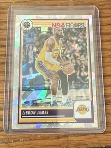 2023-24 Panini Nba Hoops Premium Stock - LeBron James #149 Cracked Ice Prizm - Picture 1 of 2