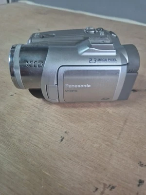 Panasonic NV-GS150 MiniDV Camcorder Digital Video Mini DV - Image 1 of 4