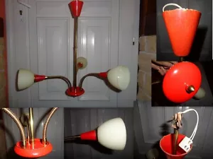 LUSTRE VINTAGE 3 BRANCHES FLEXIBLE ORIENTABLE EN LAITON PLASTIQUE BEIGE ET ROUGE - Foto 1 di 2