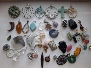 Vintage & Modern Charms Anhänger Kristall Quarz und weitere Steine Konvolut  - Bild 1 von 20