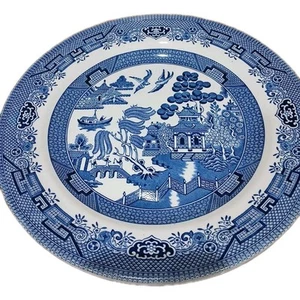 Vintage Churchill England Blue Willow Dinner Plates, Made In England - Picture 1 of 3