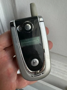 CELLULARE MOTOROLA V600 GSM UNLOCKED SIM FREE DEBLOQUE - Foto 1 di 5