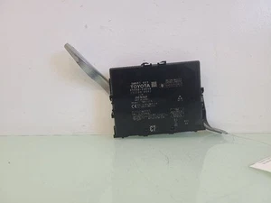 Chasis ECM llave inteligente de encendido sin llave antirrobo compatible con 15 LEXUS RC F 581068 - Imagen 1 de 12