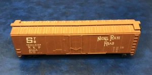 HO Scale Insulated Box Car - Nickel Plate Road - STB - Used - Needs Coupler - Picture 1 of 13