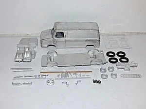 Promod Leyland Sherpa Van Bausatz (Schiebetürversion) Maßstab 1:43 REF: PRK068 - Bild 1 von 1