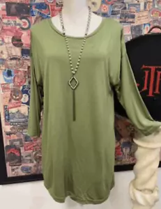 Hue Green 3/4 Sleeve Crew Neck Tunic Top T-Shirt L New Asymmetric Hem - Picture 1 of 5